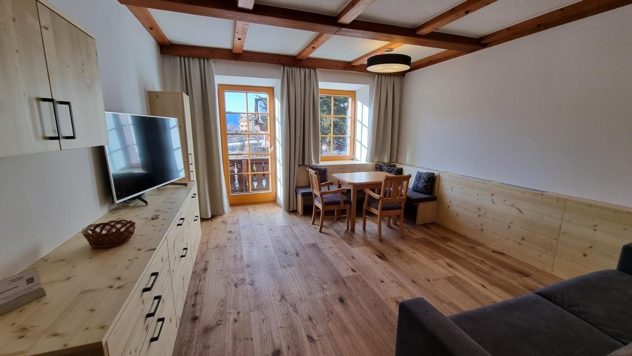 Ferienhof Obergasser Und Bergblick Weissensee Room photo