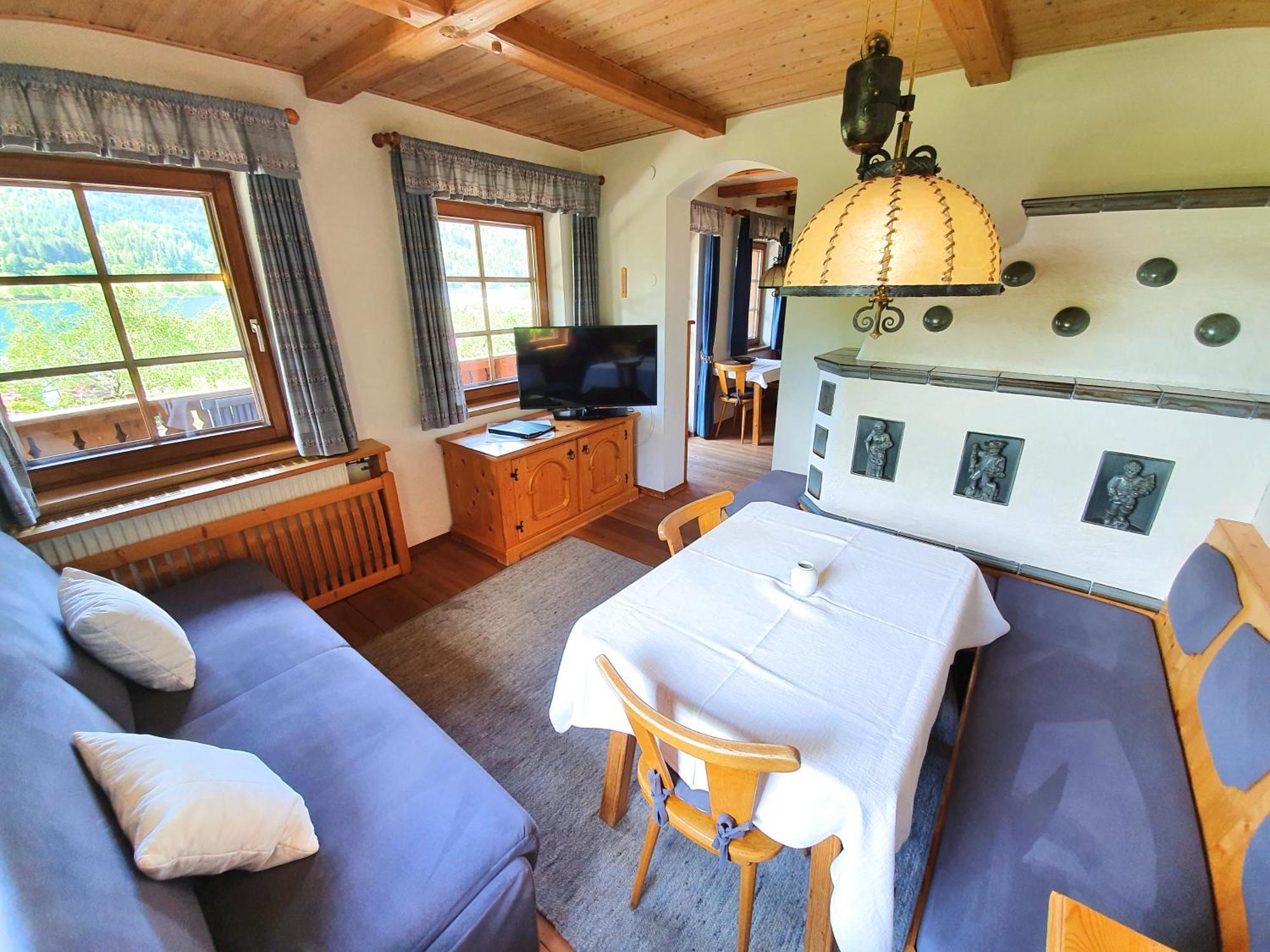 Ferienhof Obergasser Und Bergblick Weissensee Room photo
