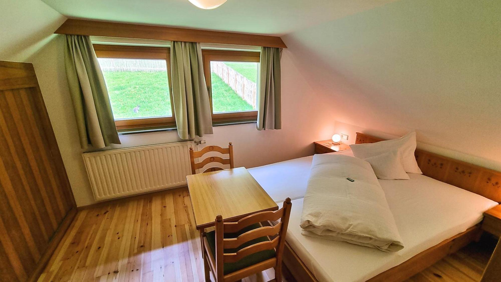 Ferienhof Obergasser Und Bergblick Weissensee Room photo